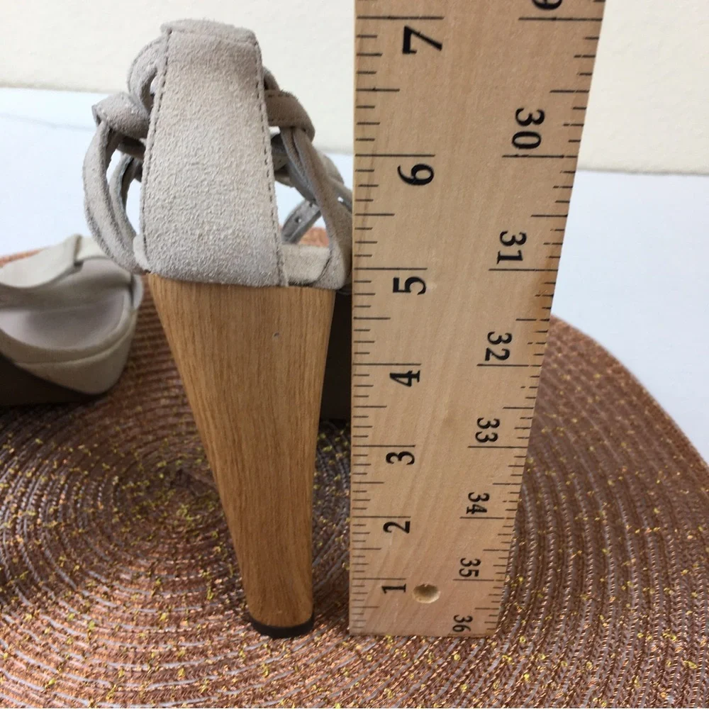 BCBGMaxAzria Runway Soft Off White Sunrise Suede Leather Sandals Size US 8.5 - Picture 7 of 11